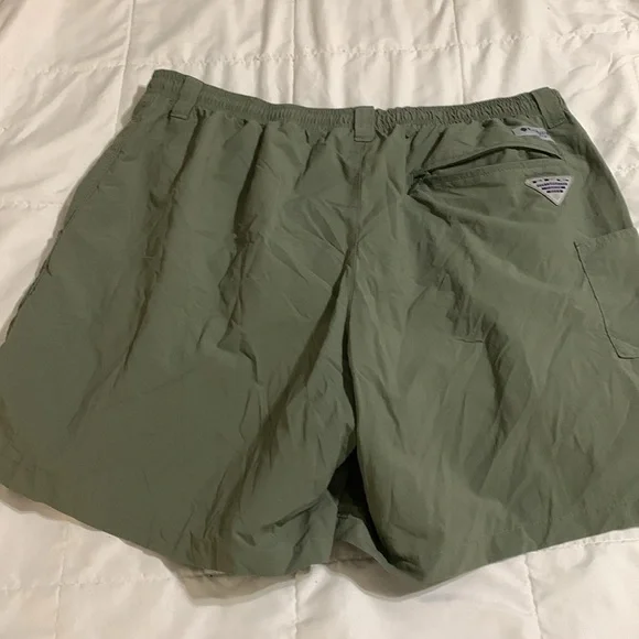 Mens Columbia shorts - Picture 4 of 5
